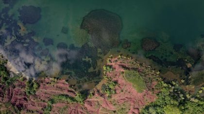 Lac du Salagou mooiste meren zuiden van Frankrijk