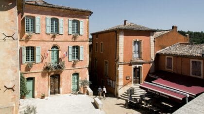 Roussillon in de Provence Place de la Mairie