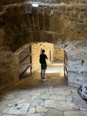 Fort Koules Heraklion gangen Boy